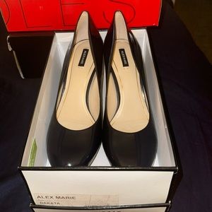 Alex Marie navy blue genuine patent leather pump